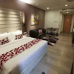 1Ceylon Pharoh Studio