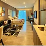 1Ceylon Pharoh Studio
